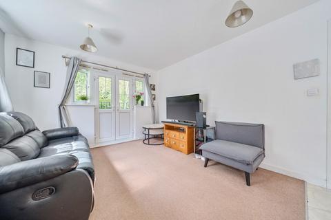 2 bedroom apartment for sale, Wey House, Spiro Close, Pulborough, West Sussex