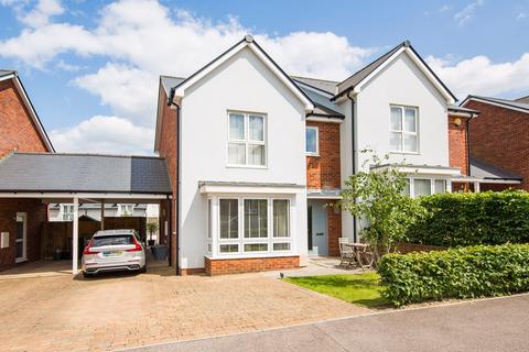 3 bedroom semi-detached house for sale, Herald Gardens, Tunbridge Wells