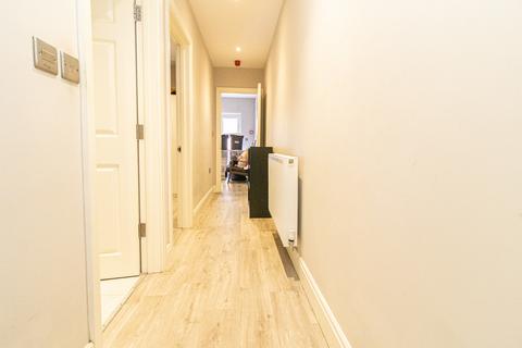 1 bedroom ground floor flat to rent, Cathedral Road (Flat 2), Pontcanna