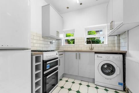 22 Orchard Place, Cardiff, CF11 9DY