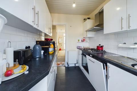 3 bedroom end of terrace house for sale, Dale Road, Plymouth PL4
