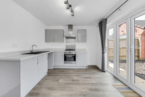 2 bedroom semi-detached house to rent, Barwick Avenue, Bury St. Edmunds