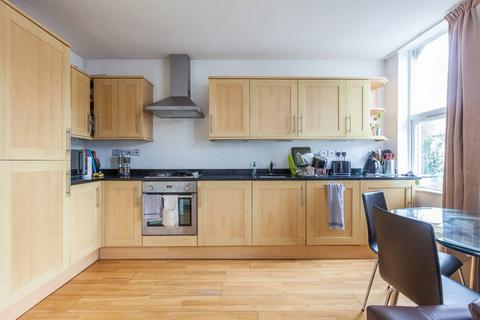 2 bedroom flat to rent, Plato Road, Brixton, London, SW2