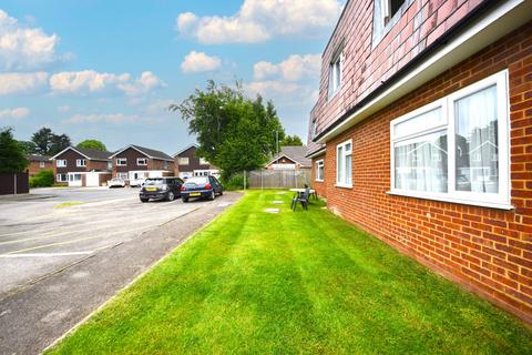 1 bedroom apartment for sale, Straight Bit, Flackwell Heath, High Wycombe, HP10