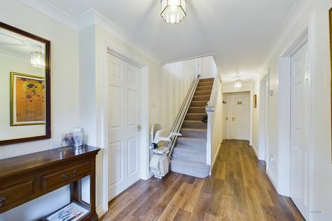 21 Bromwich Drive, Lichfield, WS13 8SD