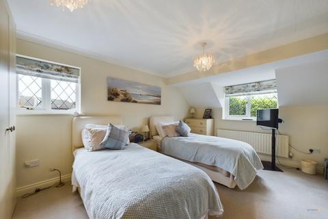 21 Bromwich Drive, Lichfield, WS13 8SD