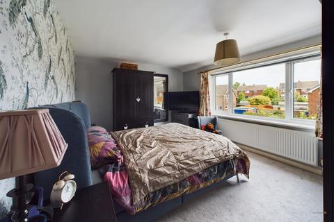 24 Doxey Fields, Stafford, ST16 1HJ