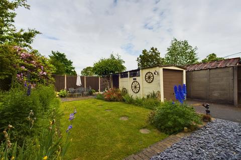 101 Bentley Road, Uttoxeter, ST14 7NG