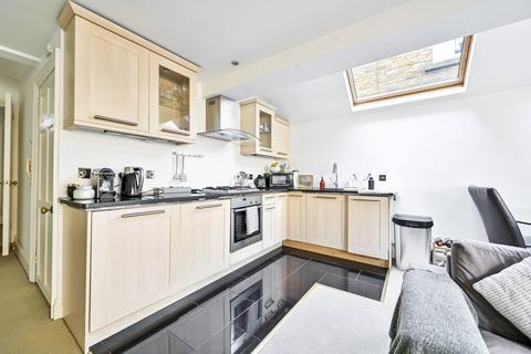 2 bedroom flat for sale, Tournay Road, Fulham Broadway, London, SW6