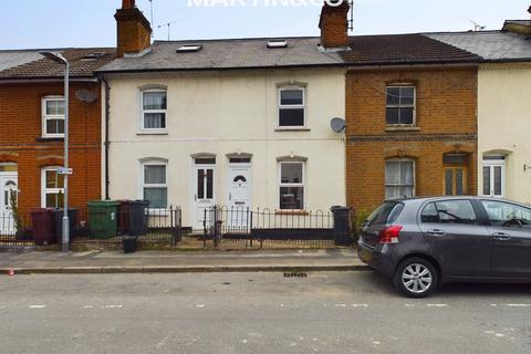 3 bedroom terraced house to rent, Francis Street, Reading