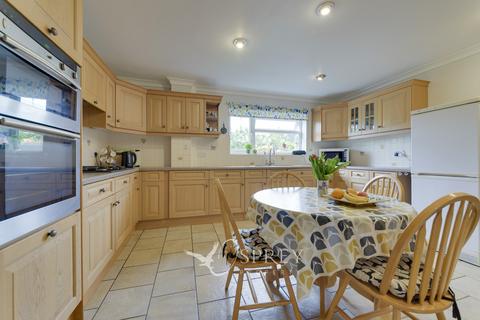 92 Braunston Road, Oakham, LE15 6LE