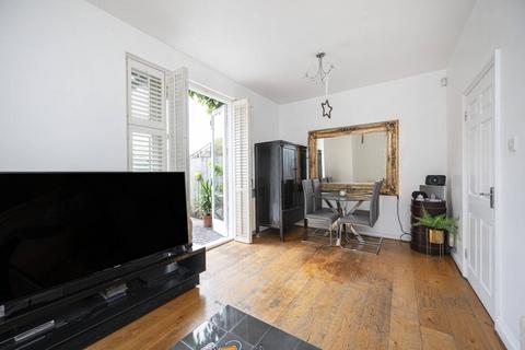 4 bedroom house for sale, Holcroft Road, Victoria Park, London, E9