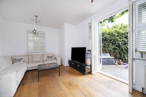 34 Holcroft Road, London, E9 7BA