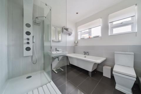 10 Chartwell Close, London, SE9 3UQ