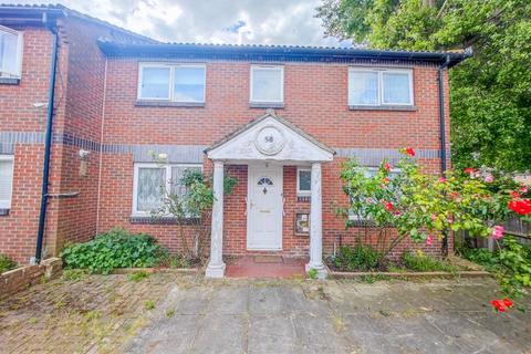 4 bedroom terraced house for sale, Pitfield Crescent, Central Thamesmead