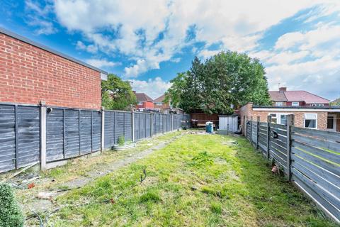 32 Bamford Avenue, Wembley, HA0 1NB