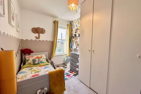7 Tredegar Road, Dartford, DA2 7AY