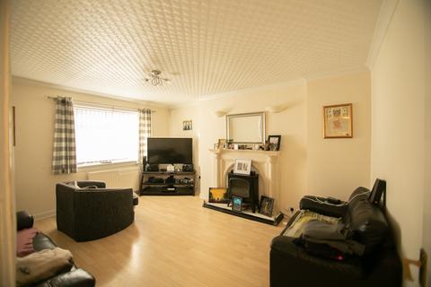 3 bedroom flat for sale, Bawhirley Road, Greenock PA15