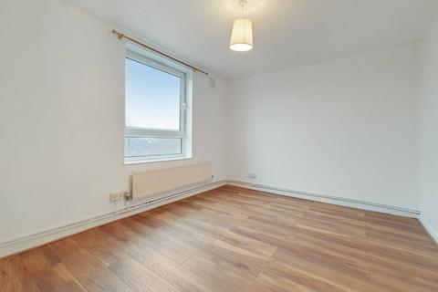 3 bedroom flat to rent, High Path, South Wimbledon, London, SW19