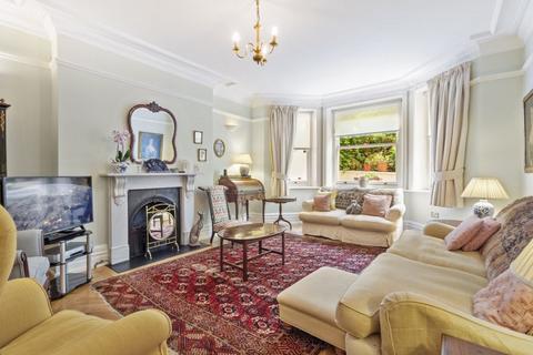 4 bedroom apartment for sale, Marlborough Mansions, Cannon Hill, West Hampstead, London NW6