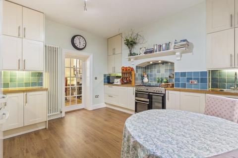 4 bedroom apartment for sale, Marlborough Mansions, Cannon Hill, West Hampstead, London NW6