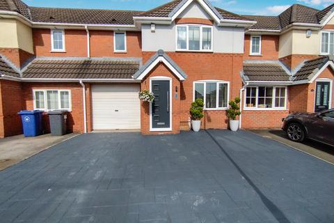 3 bedroom terraced house for sale, Mossfield Crescent, Kidsgrove, Stoke-on-Trent