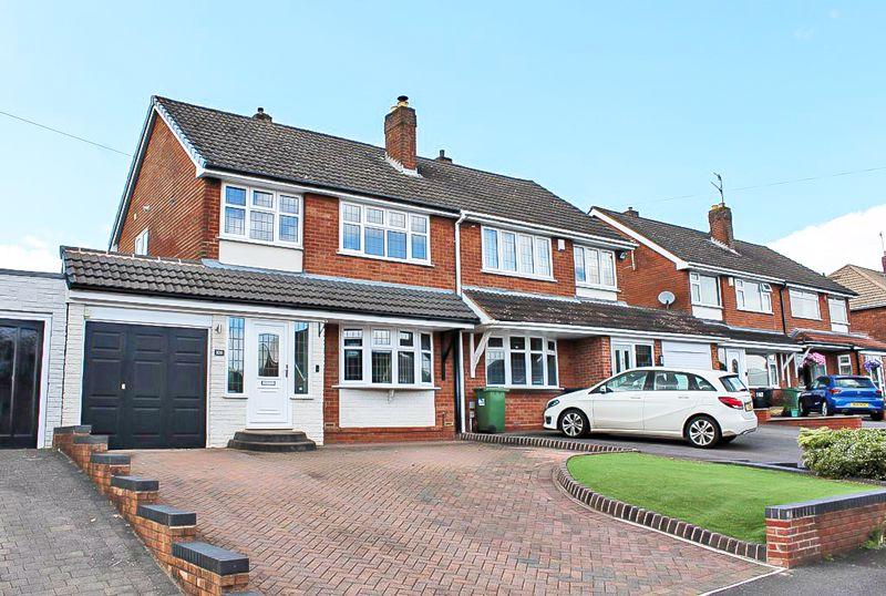 Longfellow Road, THE STRAITS, DY3 3EH 3 bed semidetached house for