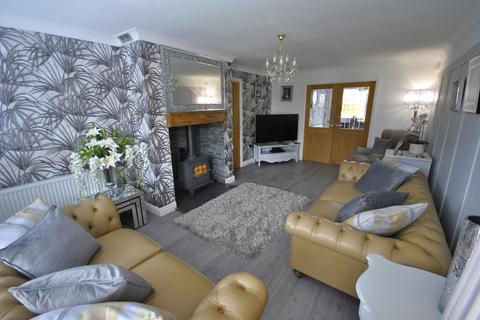 1 Bircotes Walk, Rossington, Doncaster, DN11 0UH