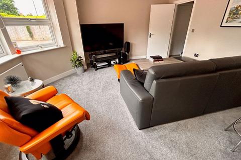 2 bedroom apartment for sale, Birmingham Road, Sutton Coldfield, B72 1DP