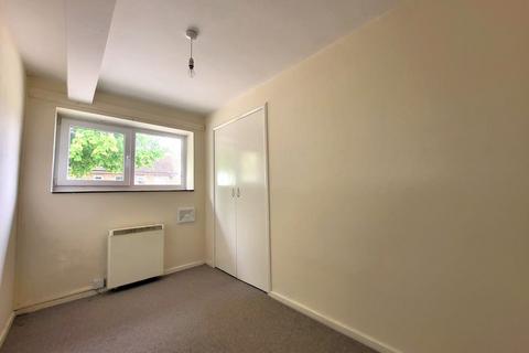 2 bedroom bungalow to rent, Lye Lane, Chichester