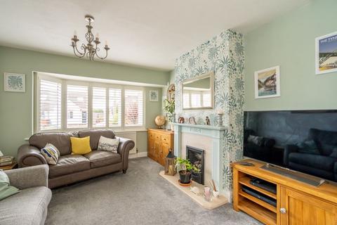 4 bedroom semi-detached house for sale, Oak Avenue, Chichester