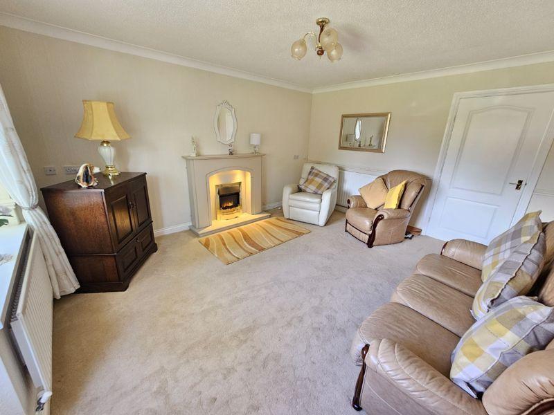 Lounge Additional