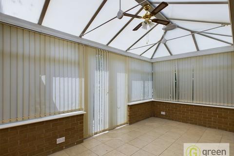 2 bedroom bungalow for sale, Ashfurlong Crescent, Sutton Coldfield B75