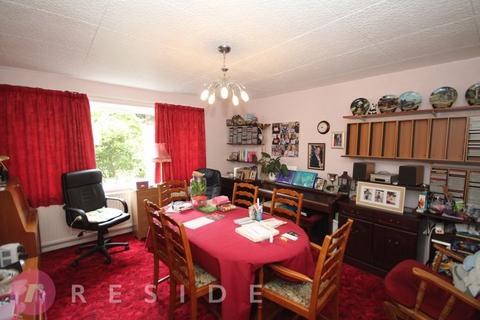 4 bedroom detached house for sale, Cranbourne Road, Rochdale OL11