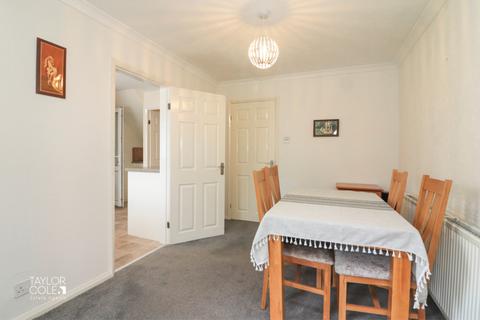 51 Briar, Tamworth, B77 4DY