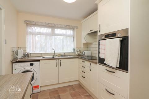 51 Briar, Tamworth, B77 4DY