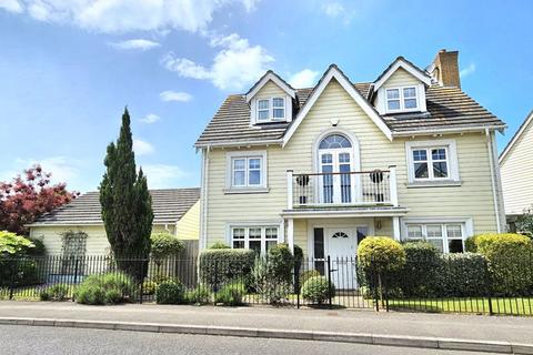 5 bedroom detached house for sale, Magister Drive, Lee-On-The-Solent, PO13