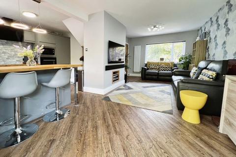 15 Duddon Avenue, Bolton, BL2 5EZ