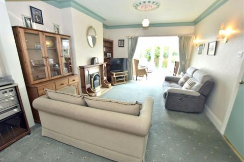 2 bedroom semi-detached bungalow for sale, Craythorne Gardens, North Heaton