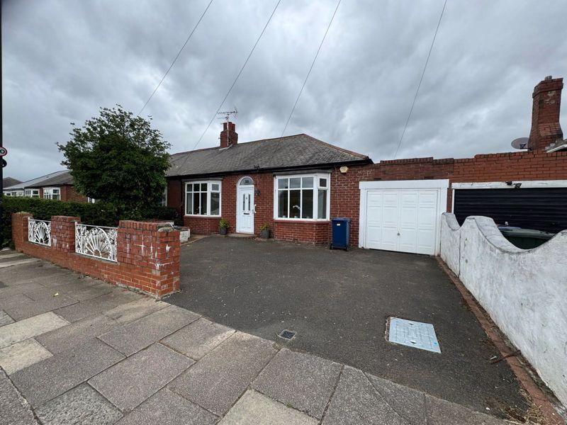 Appletree Gardens, Walkerville 2 bed semidetached bungalow for sale
