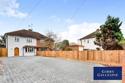 3 bedroom semi-detached house to rent, Fore Street, Eastcote , HA5 2HY
