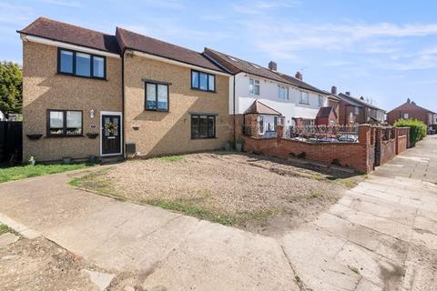 4 bedroom end of terrace house for sale, Rushdene Close, Northolt