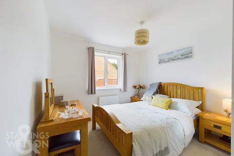 3 bedroom semi-detached house for sale, Hare View, Great Ellingham, Attleborough