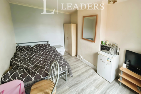 1 bedroom in a house share to rent, House Share - Kitchener Road, IP1