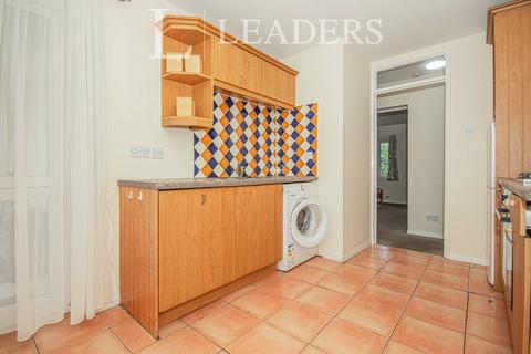 2 bedroom apartment to rent, Stamford Gardens