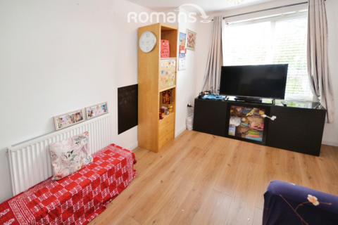 2 bedroom terraced house to rent, Finefield walk, Slough