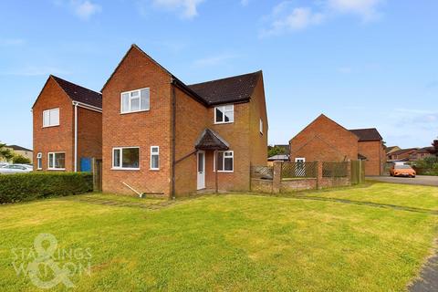 4 bedroom detached house for sale, Patrick Road, Long Stratton, Norwich