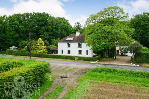 5 bedroom detached house for sale, Wood Lane, Buckenham, Norwich