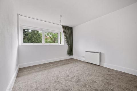 1 bedroom apartment to rent, Brighton Road, Sutton