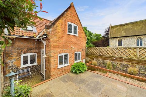 2 bedroom semi-detached house for sale, Church Street, Coltishall, Norwich